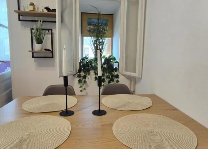 Bijonda Near Arena Πούλα