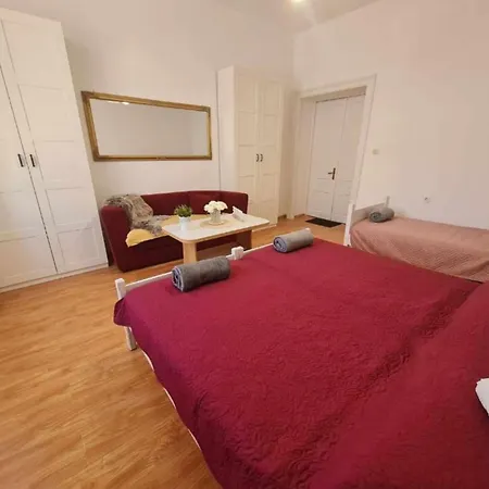 Apartment Bijonda Near Arena *